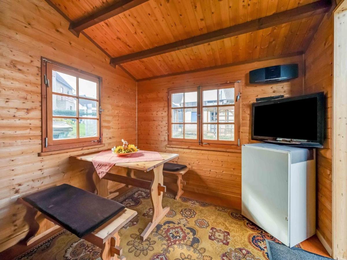 Holiday Home In The Eifel-Mosel With Garden Roes Exteriér fotografie