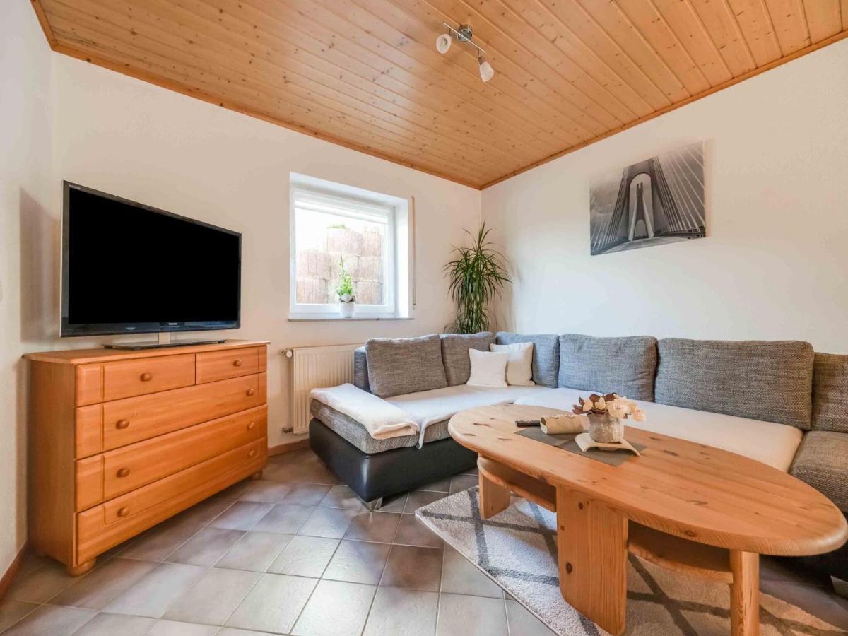 Holiday Home In The Eifel-Mosel With Garden Roes Exteriér fotografie