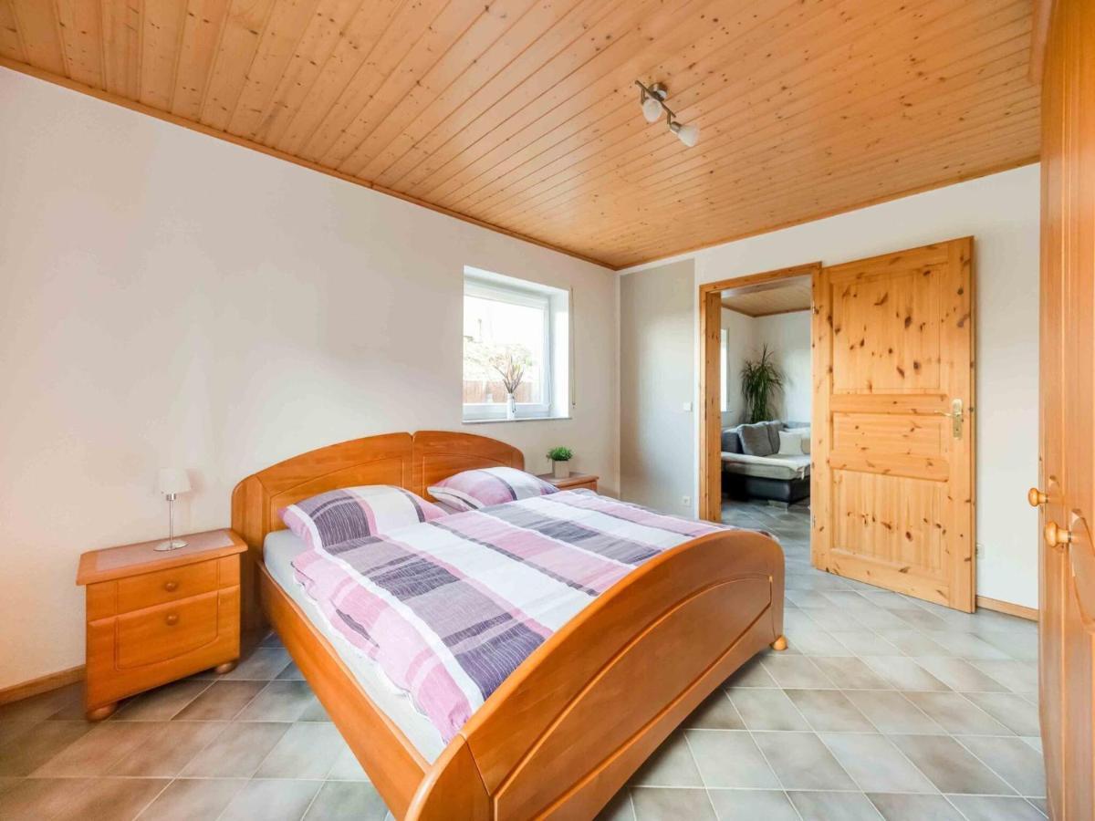 Holiday Home In The Eifel-Mosel With Garden Roes Exteriér fotografie