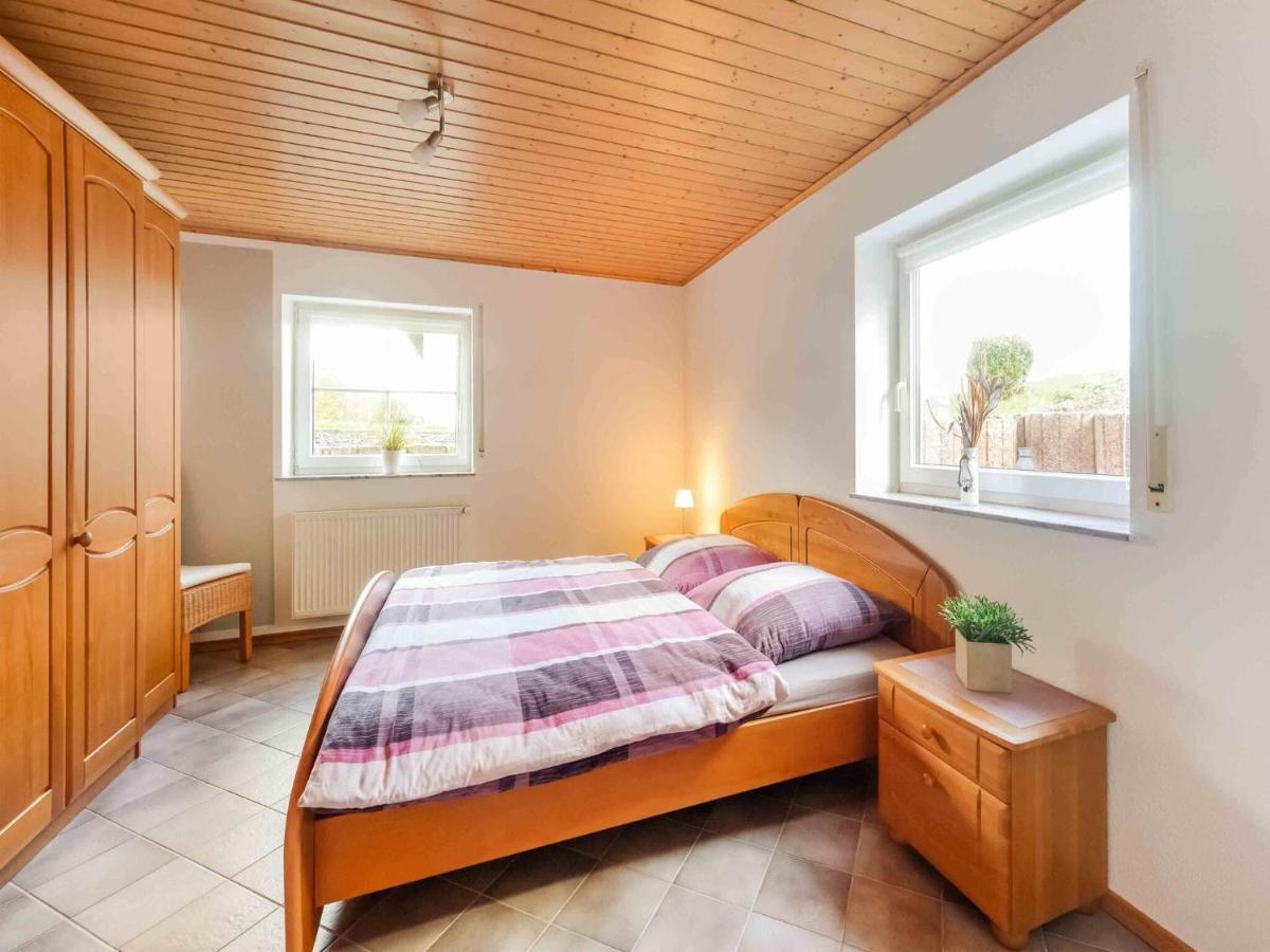 Holiday Home In The Eifel-Mosel With Garden Roes Exteriér fotografie